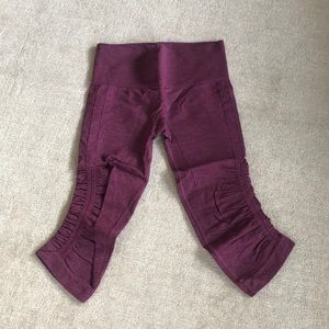 Lululemon Ebb and Flow Crop